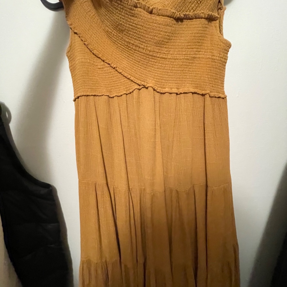 Dress - Picture 4 of 8